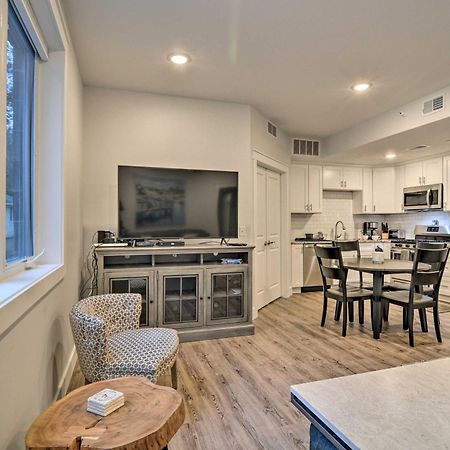 Modern Traverse City Condo About 1 Mi To Bay! Exterior photo